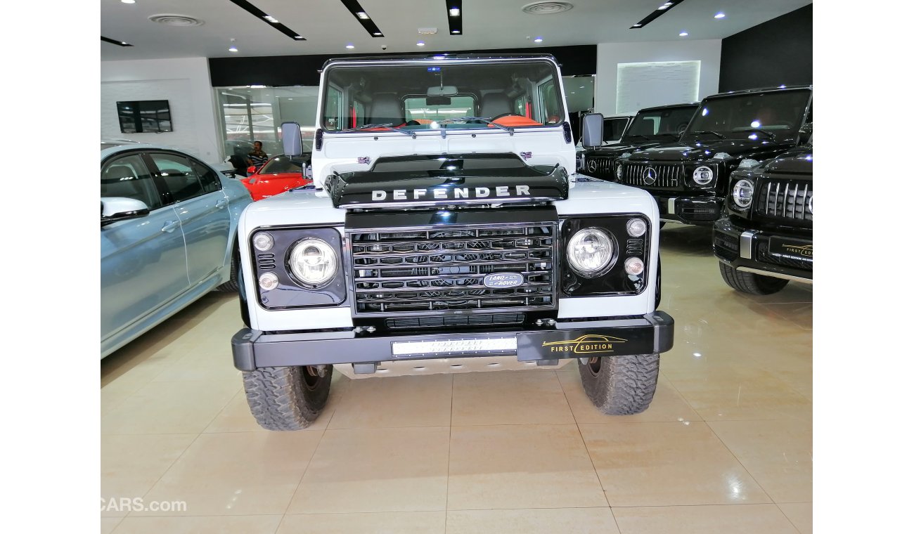 Land Rover Defender