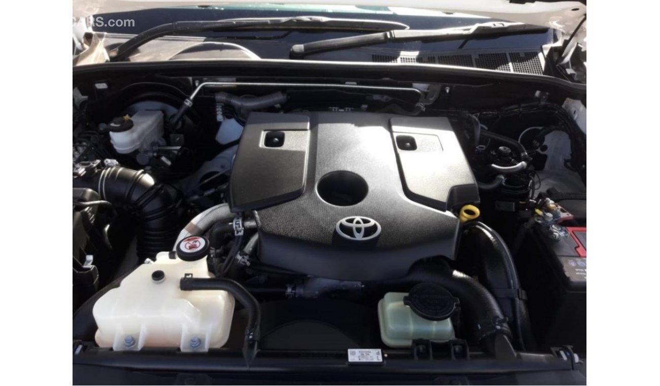 تويوتا هيلوكس Toyota Hilux RIGHT HAND DRIVE (Stock no PM 772)