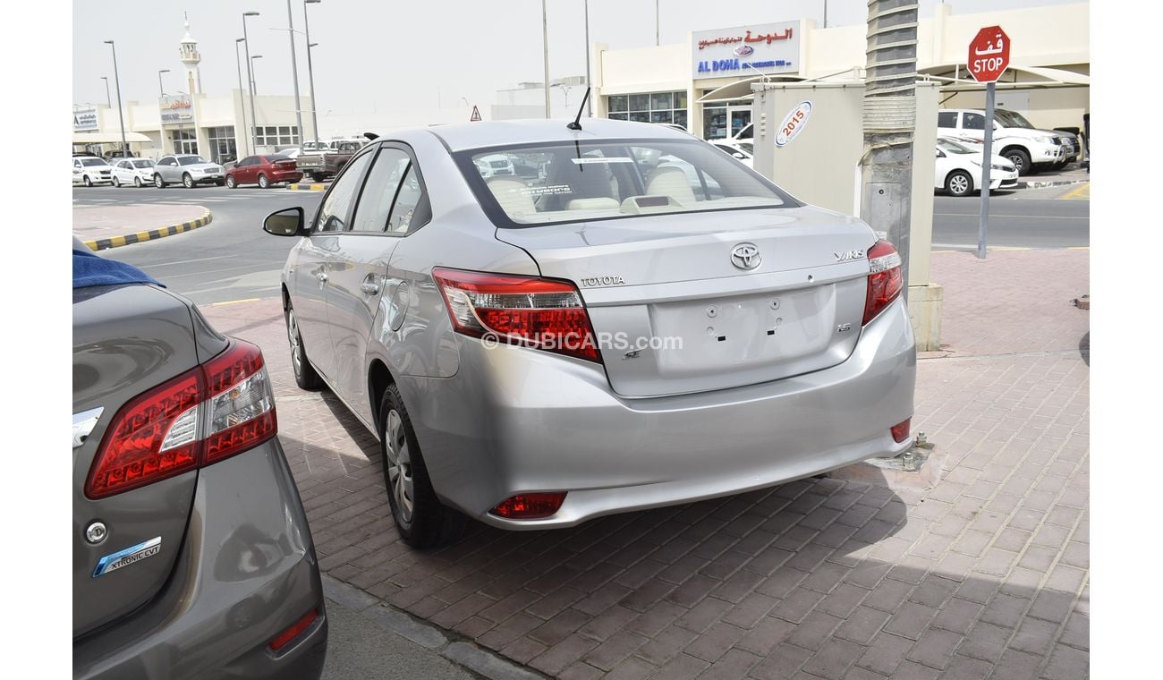 تويوتا يارس 2015 خليجي بحالة ممتازة  بدون حوادث