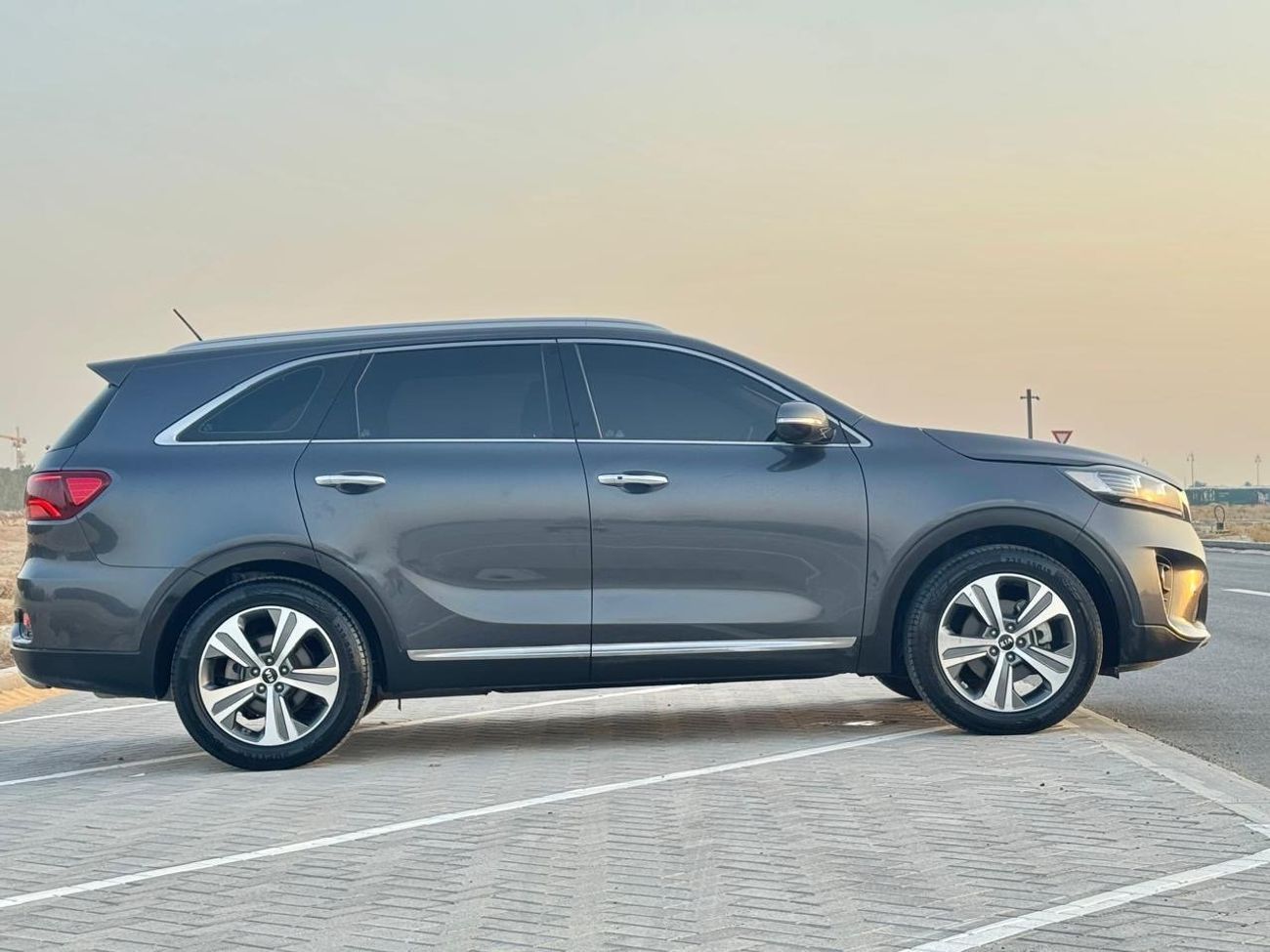 كيا سورينتو SORENTO 2020 ,V4 GCC ,Top Of Range,Panoramic ،7 seater