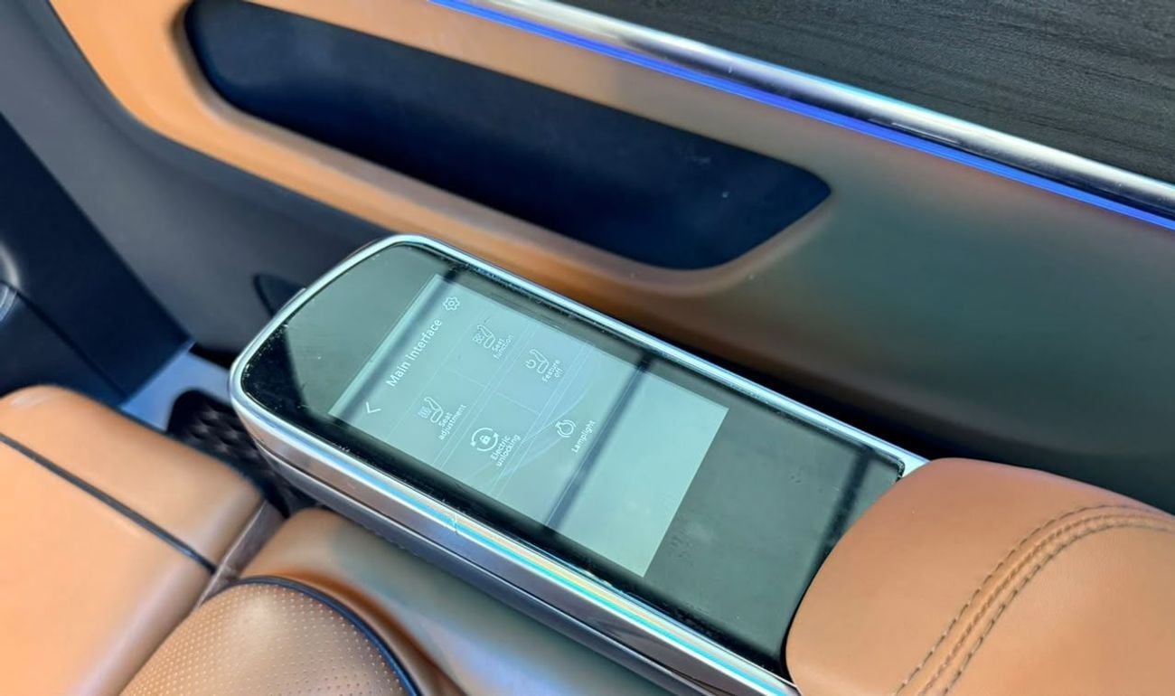 مرسيدس بنز V 250 لاكشري مرسيدس بنز فيتو مايباخ المكشوفة موديل 2024، مع ضمان، وسجل صيانة كامل، كاملة المواصفات، صينية الصنع
