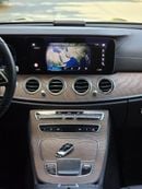 Mercedes-Benz E 250 Mercedes E 250, 2021, Korean Specs // Low Mileage // Excellent Condition