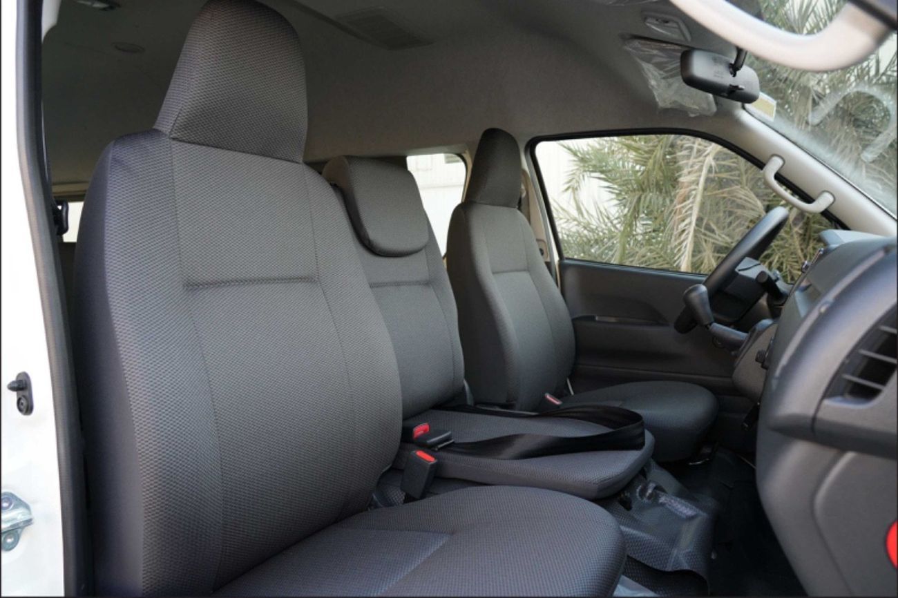 تويوتا هاياس Toyota Hiace TOYOTA HIACE 2.5L 16-STR HR STD MT DSL 2025 Export Only
