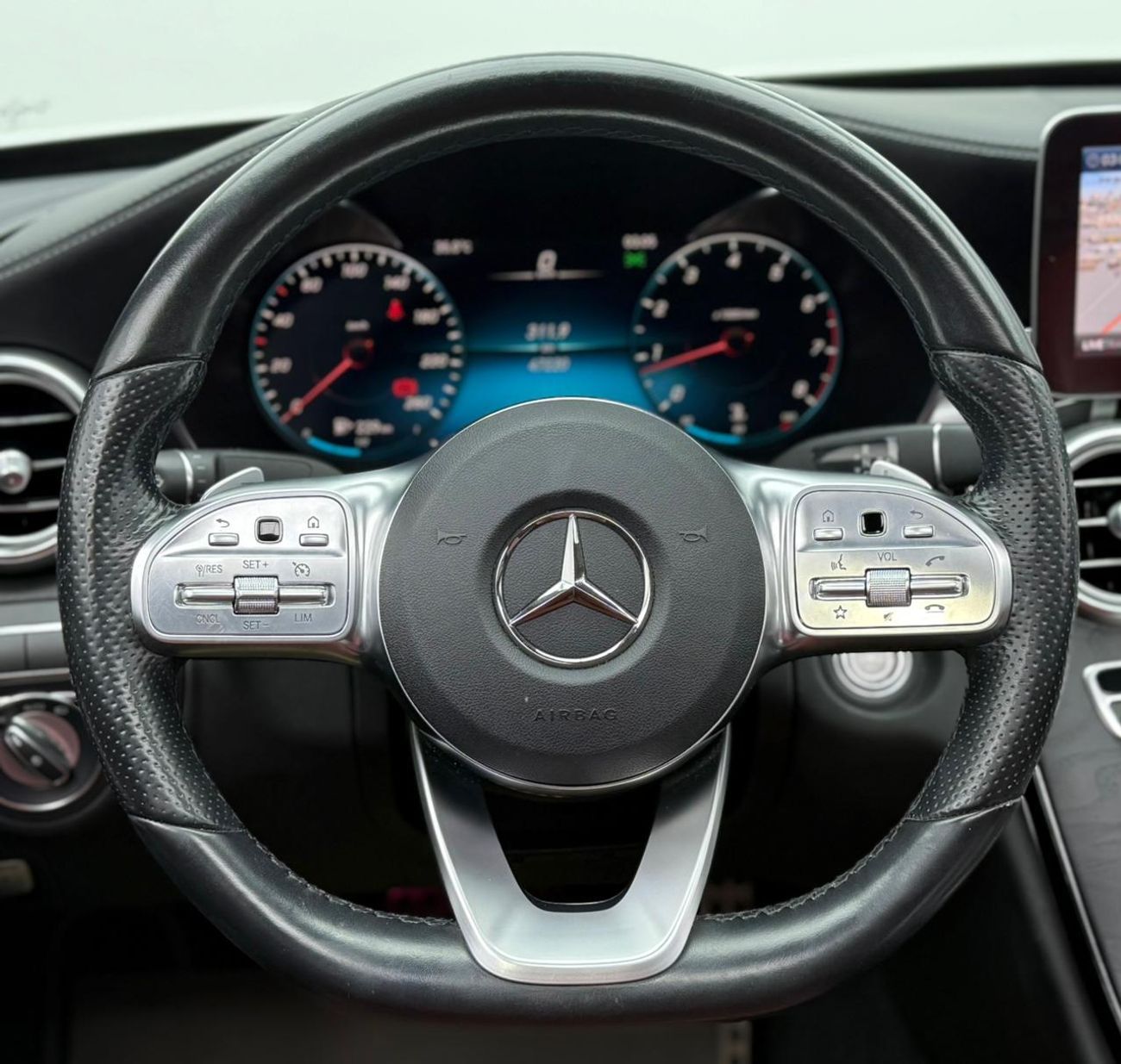 مرسيدس بنز C 200 2021 Mercedes Benz C200 AMG, 2026 Mercedes Warranty, Full Mercedes Service History, GCC