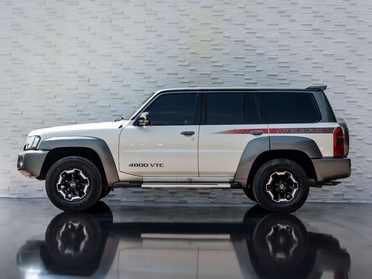 نيسان باترول سفاري Super Safari 4.8L A/T