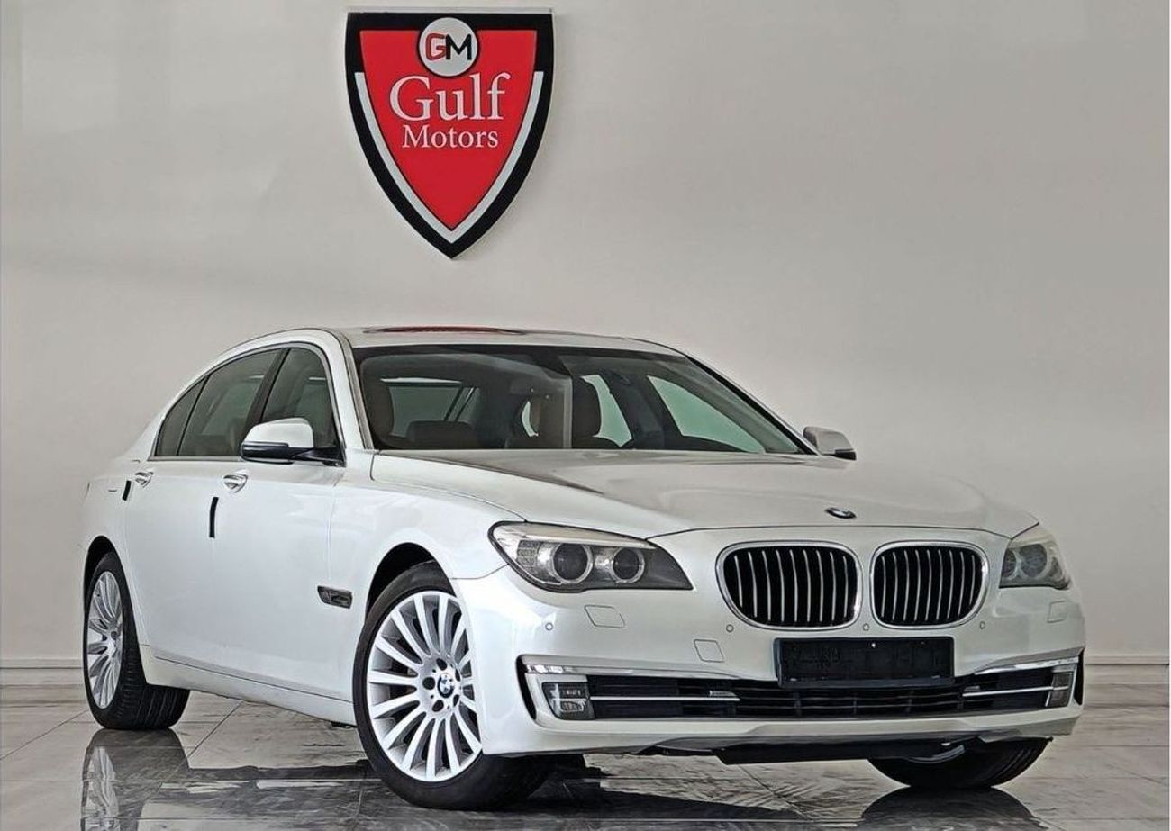 بي أم دبليو 730Li Li-2012-Full Option-Excellent Condition-Vat Inclusive