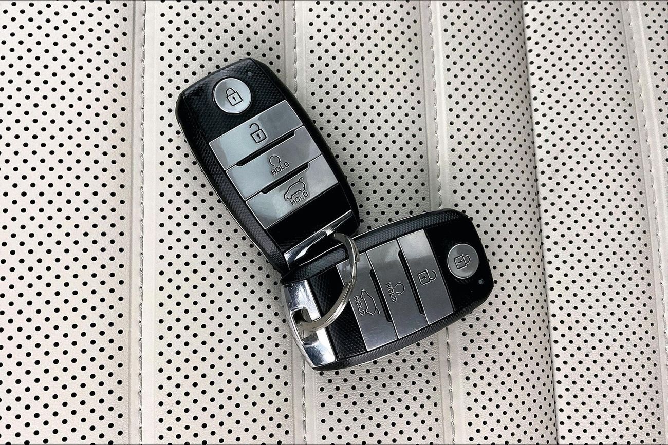 ميتسوبيشي باجيرو GLS Lowline | شامل الضمان | 0 ﺪﻔﻋﺓ ﺃﻮﻟﻯ