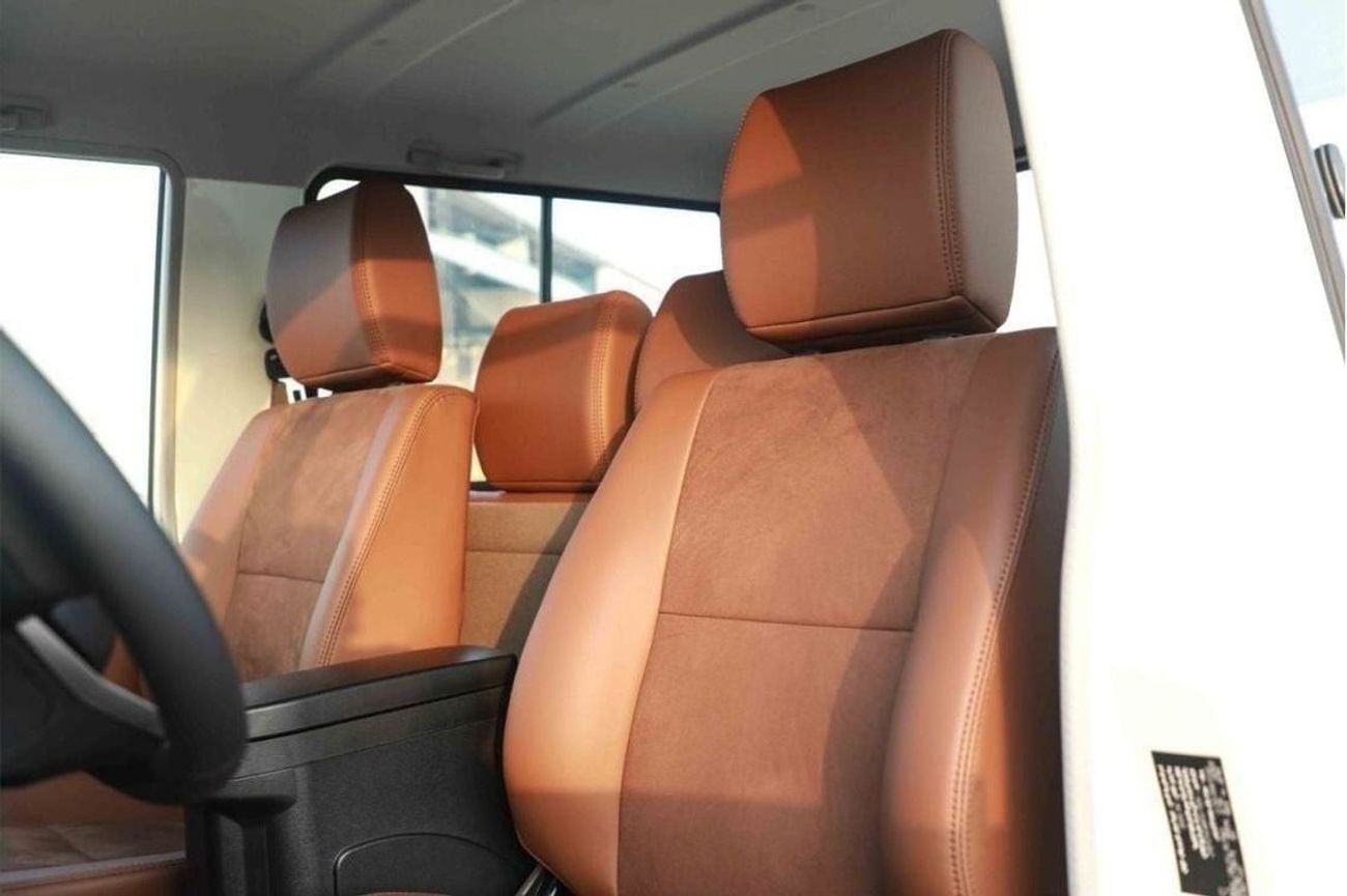Toyota Land Cruiser 70 2024 Toyota LC71 4.0 Hard Top - White inside Sadlle Tan | Export Only