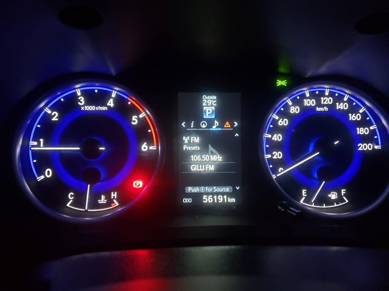 Toyota Hilux DLS SR5
