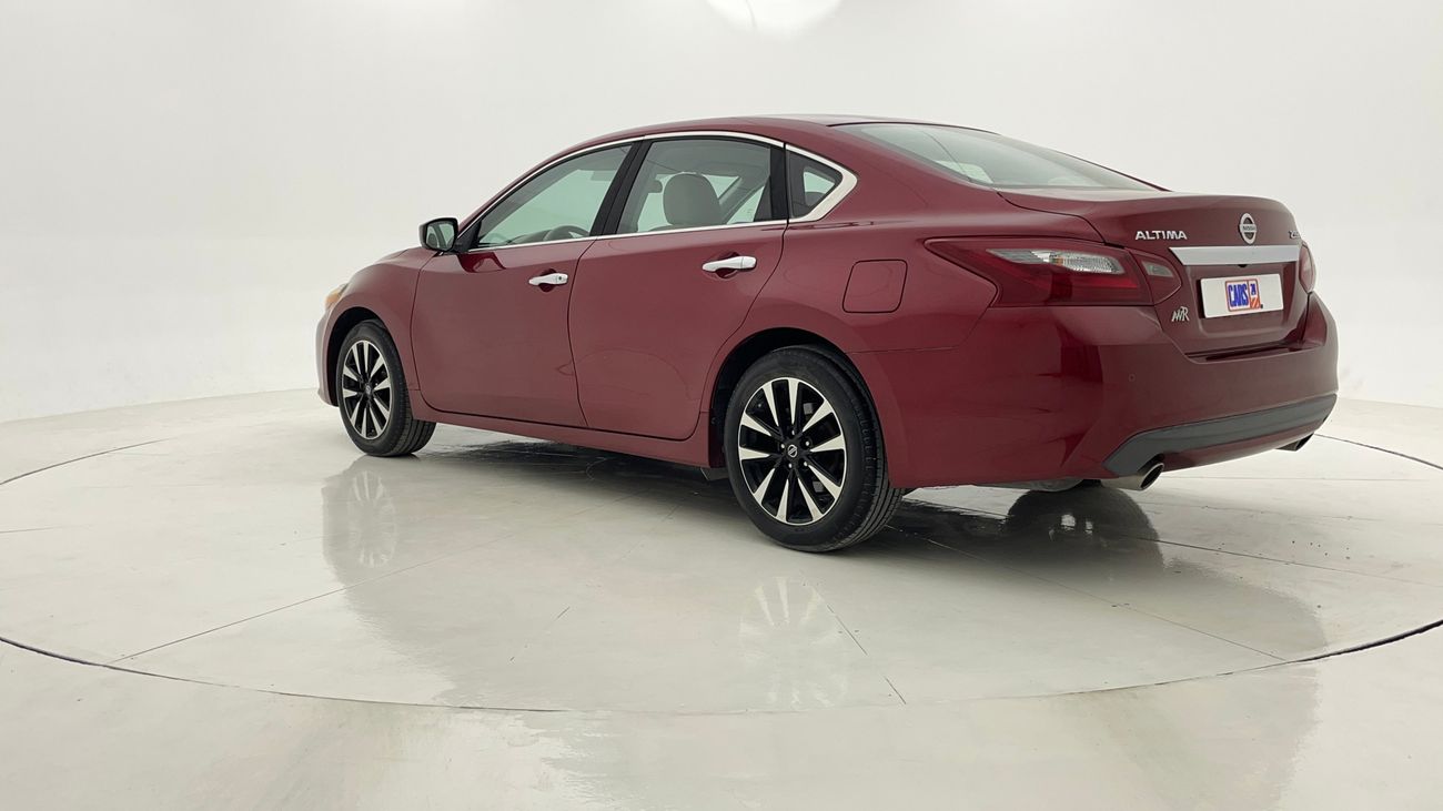 نيسان ألتيما SV 2.5 | بدون دفعة مقدمة | اختبار قيادة مجاني للمنزل