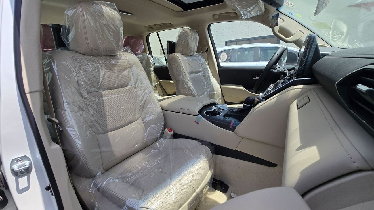 تويوتا لاند كروزر 2025 Toyota Land Cruiser 300 VXR 3.5L AT Petrol Twin Turbo (White-Beige)