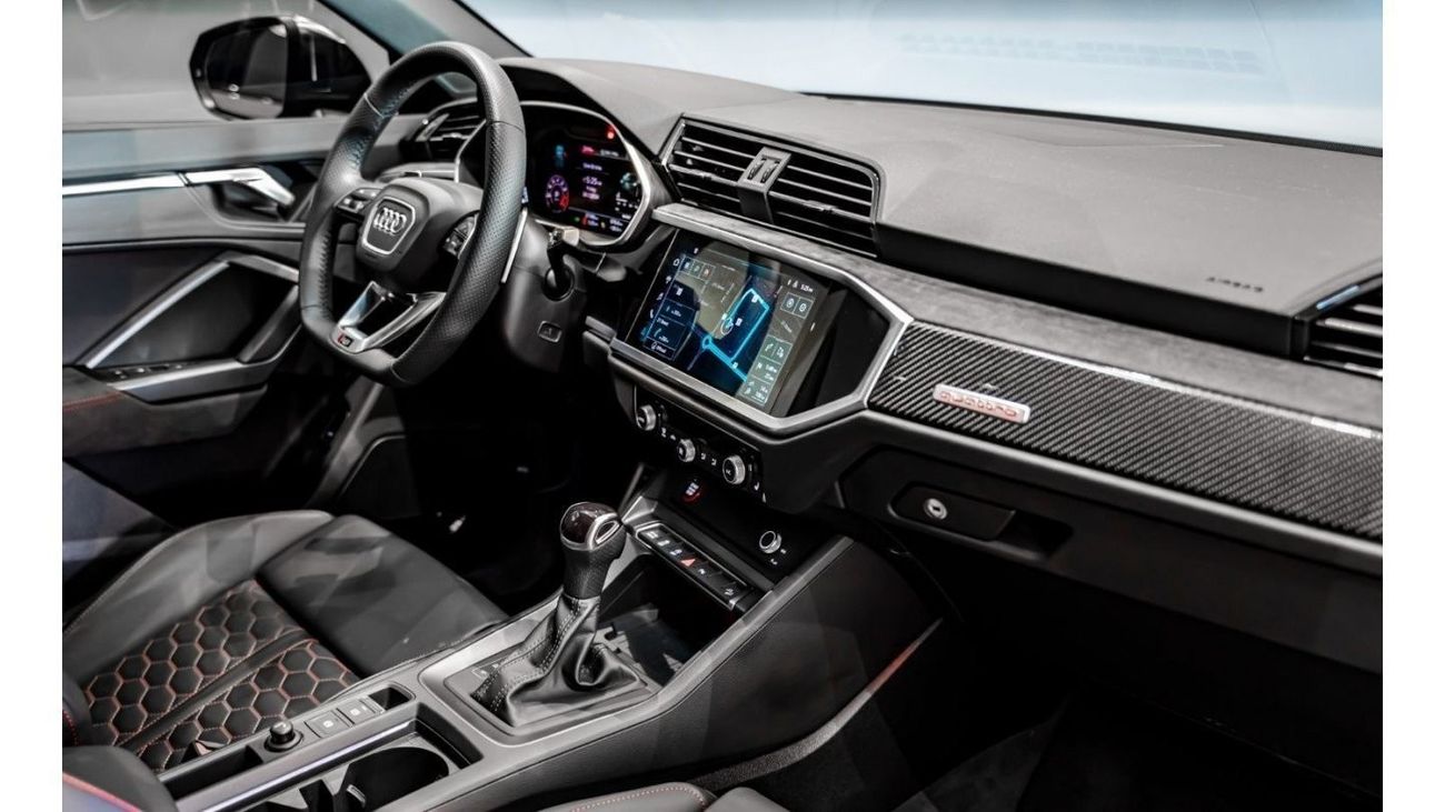 أودي RSQ3 2023 Audi RSQ3, 2025 Audi Warranty, 2027 Audi Service Contract, Low KMs, GCC