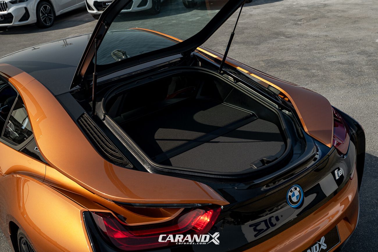 BMW i8 BMW i8 1.5L Turbo Plug-in Hybrid 2019