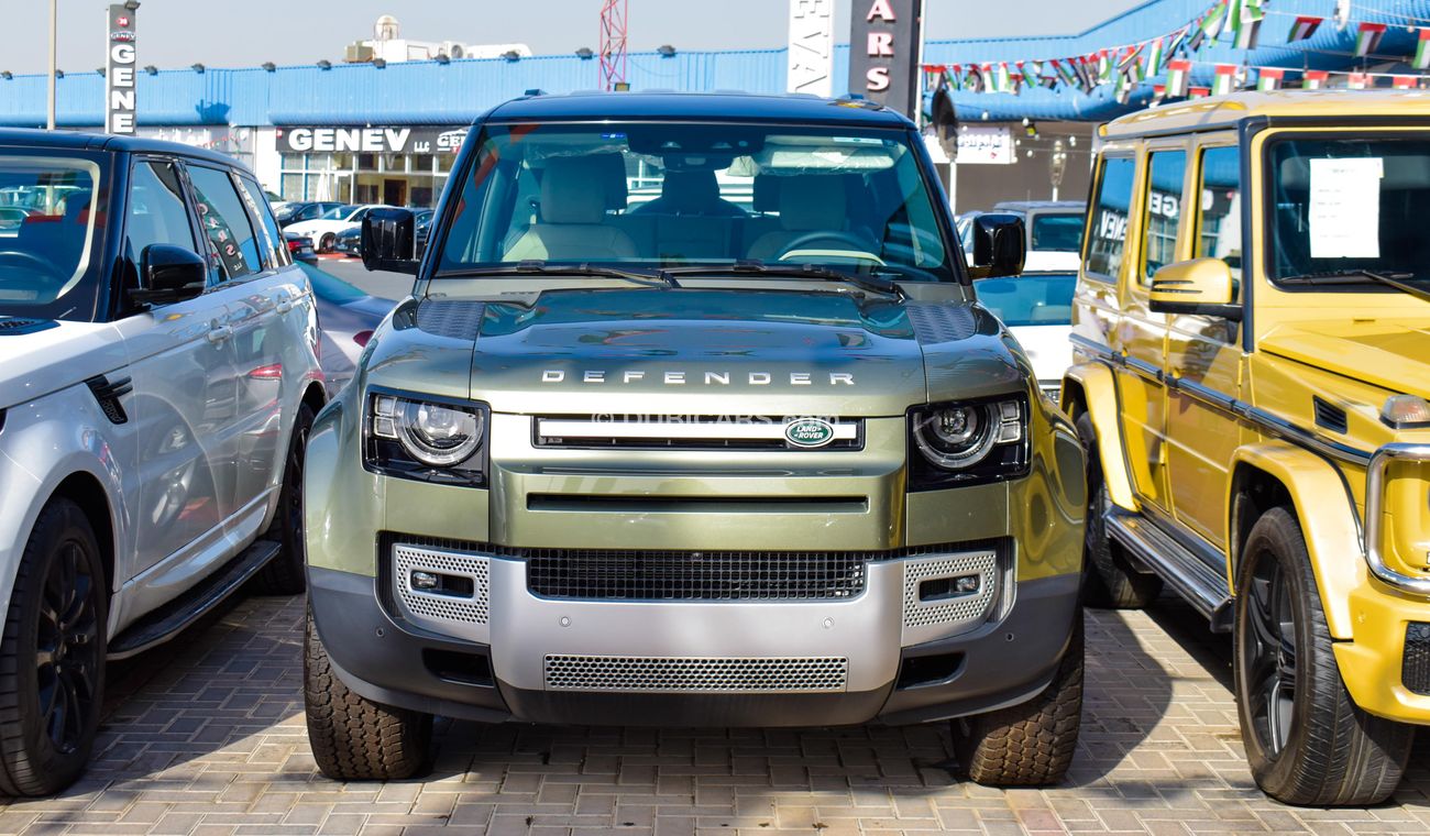 New Land Rover Defender SE P 300 2.0 L 2023 for sale in Dubai 585333