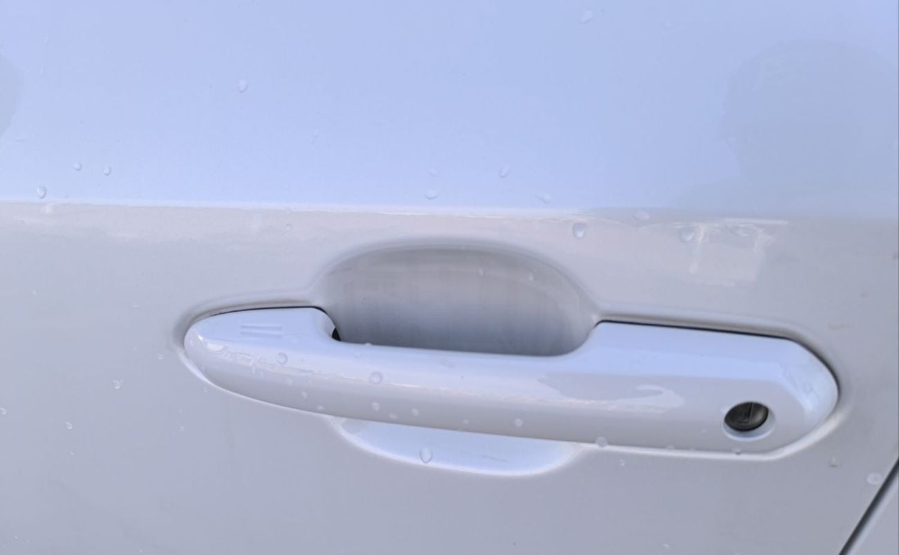 Toyota RAV4 XLE 2.0 FULL OPTION PANORAMA