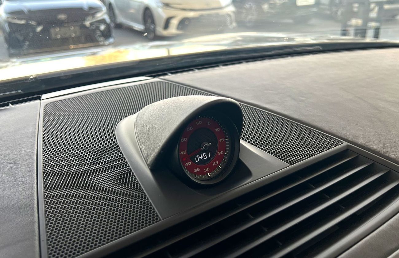 Porsche Panamera GTS 4.0L (475 HP) GTS 2020 American Specification