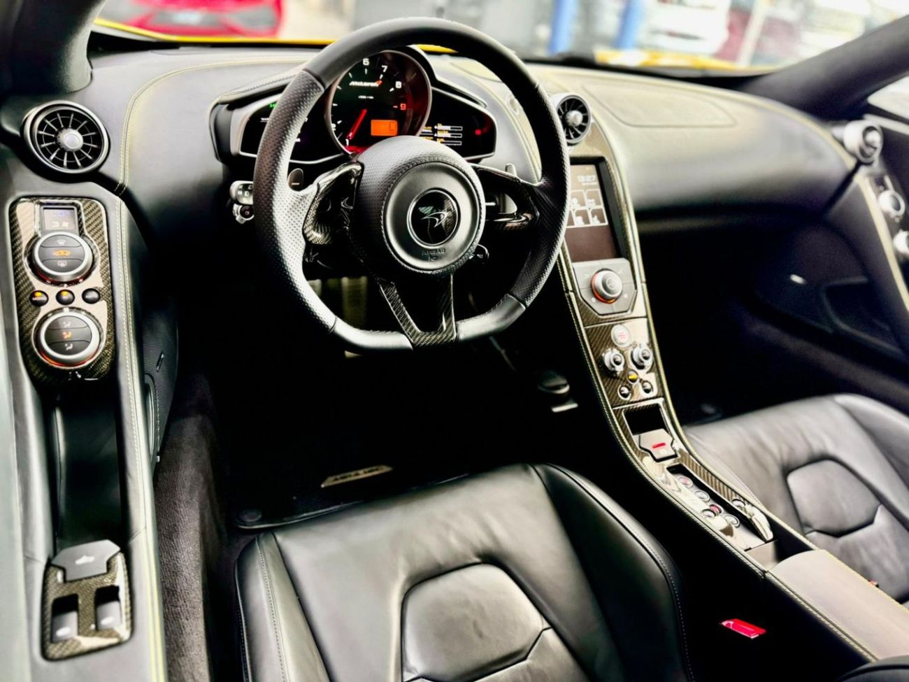 مكلارين MP4-12C | GCC | with Service history