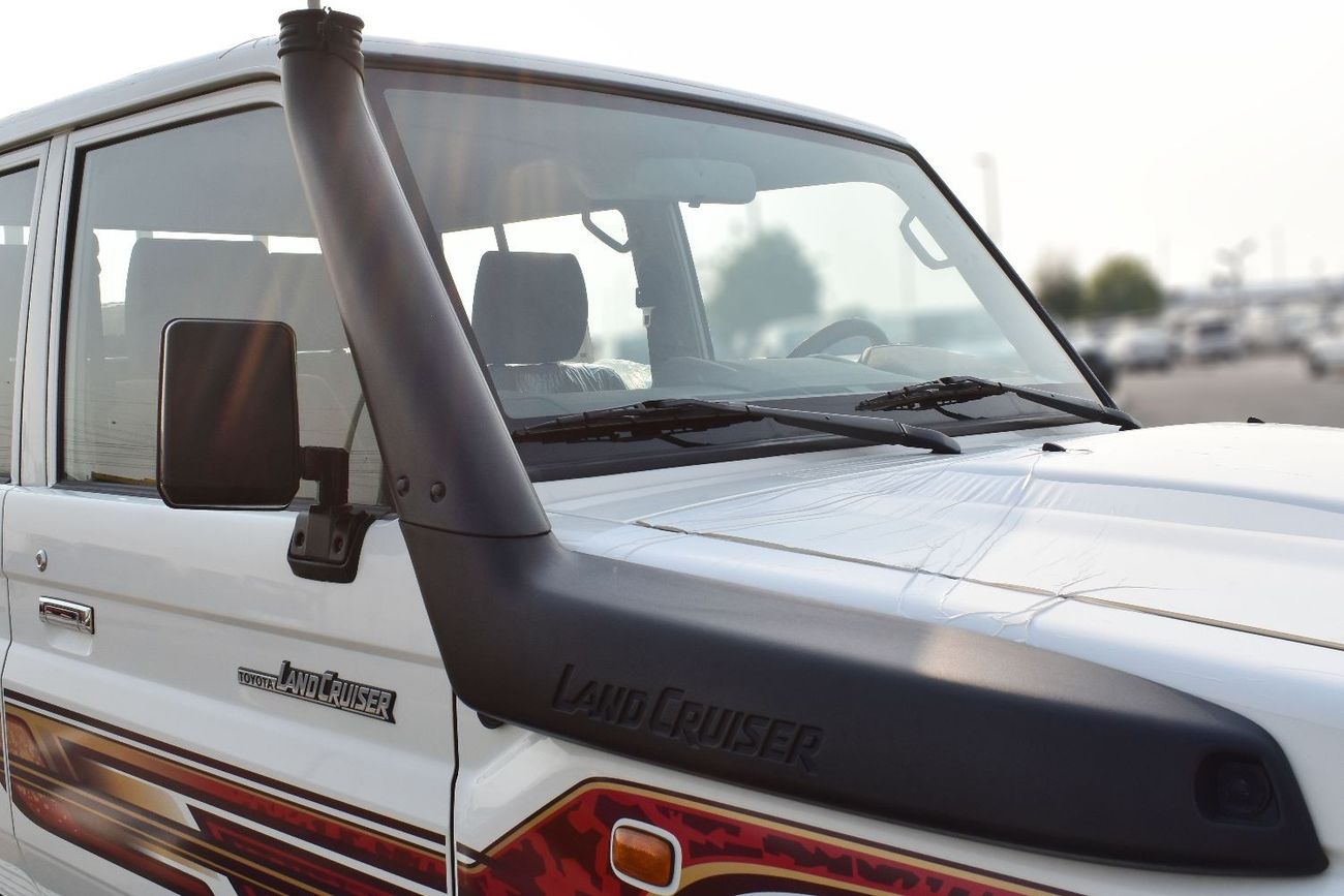 Toyota Land Cruiser Pick Up 2023 MODEL: TOYOTA LAND CRUISER PICKUP LC79 4.5L V8 M/T