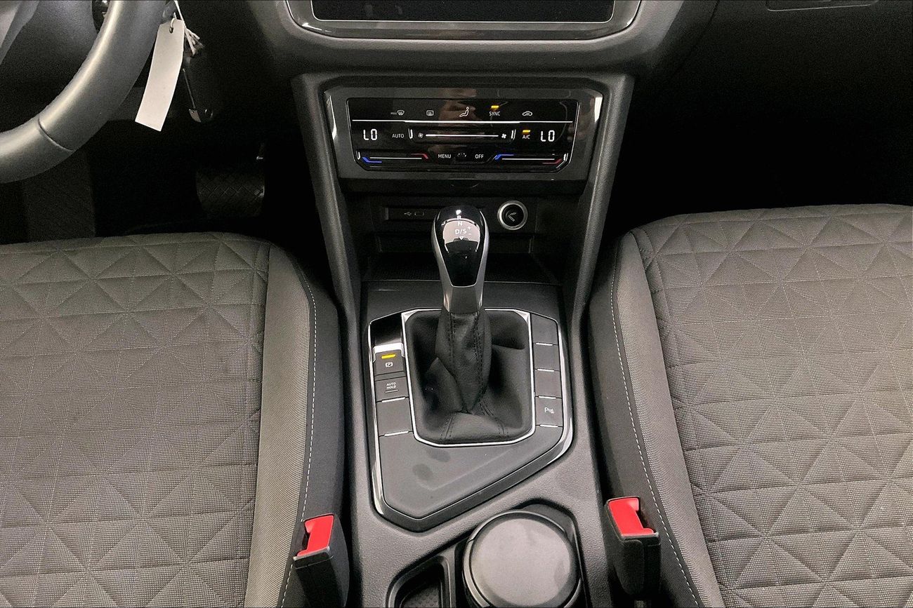 فولكس واجن تيجوان Life | شامل الضمان | 0 ﺪﻔﻋﺓ ﺃﻮﻟﻯ