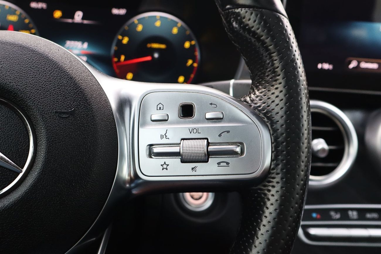 Mercedes-Benz GLC 200 Premium 2.0L AWD