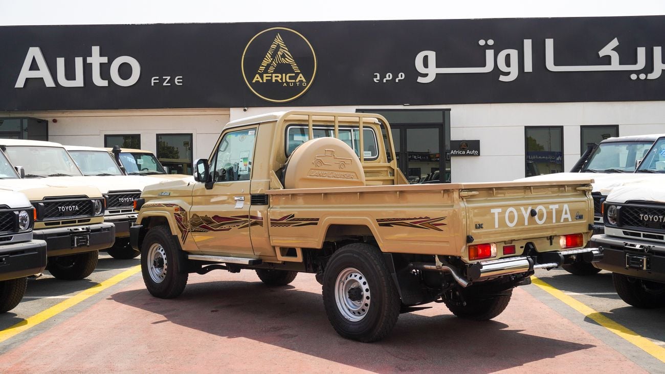 Toyota Land Cruiser Pick Up LX 2.8L Diesel Single Cabin M/T