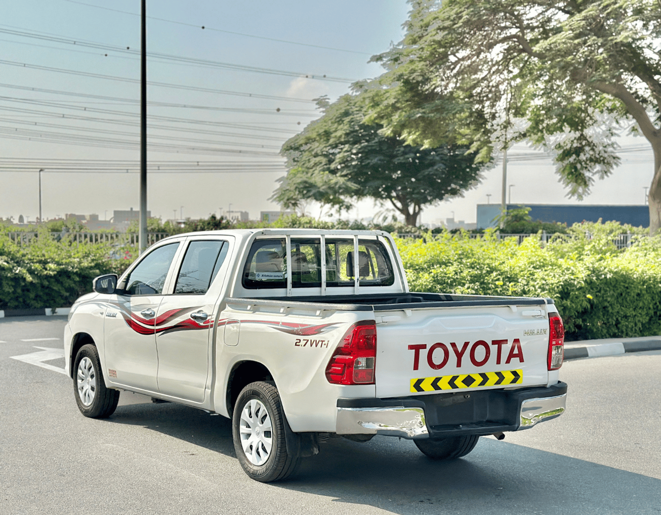 Toyota Hilux 2.7L Double Cab GL M/T (4x2)