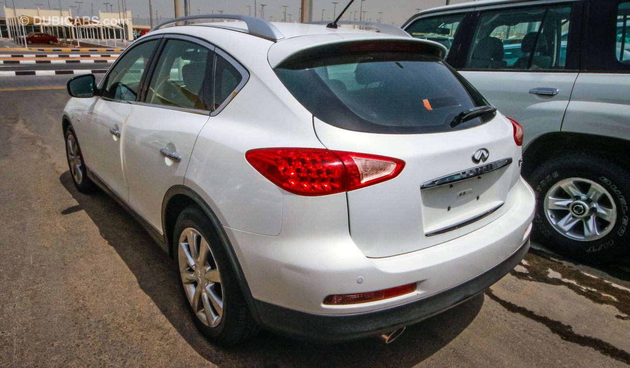 Infiniti EX35