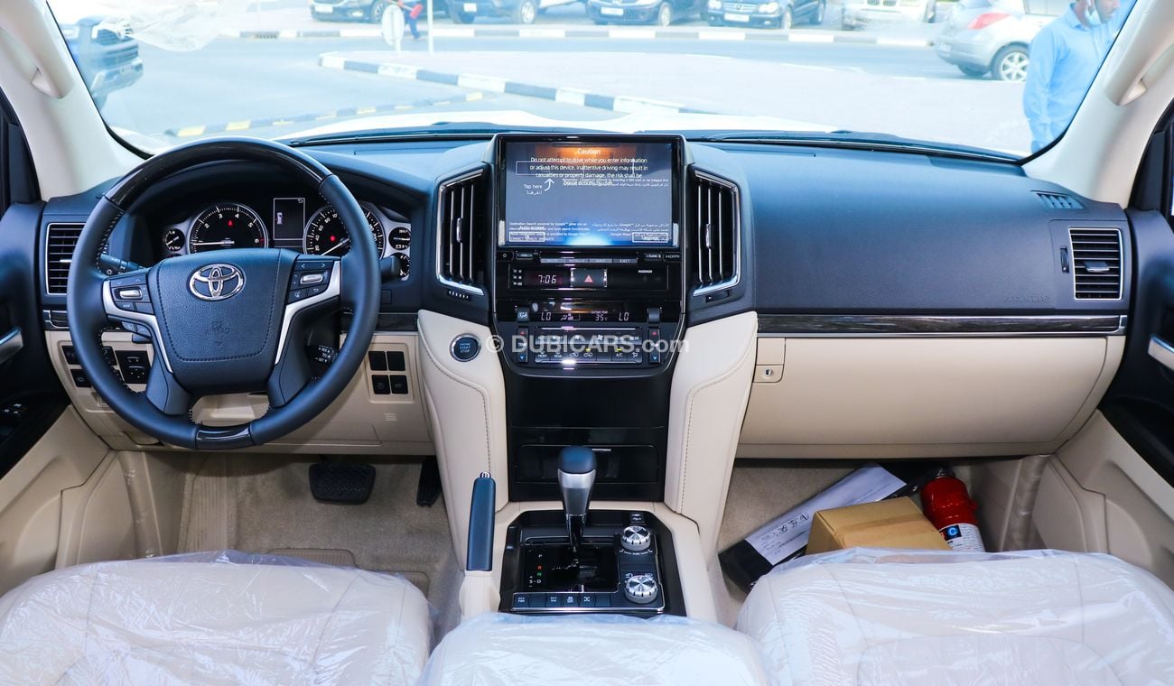 تويوتا لاند كروزر GXR v8