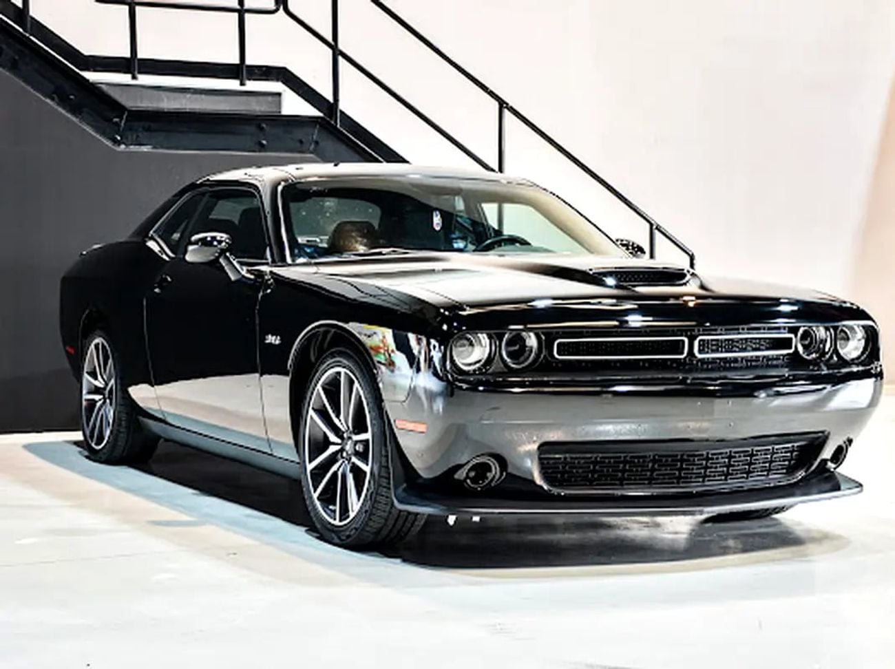 دودج تشالينجر R/T 100Th Anniversary Edition 5.7L LAST CALL | CHARGER |HEMI V8 | MINOR ACCIDENT