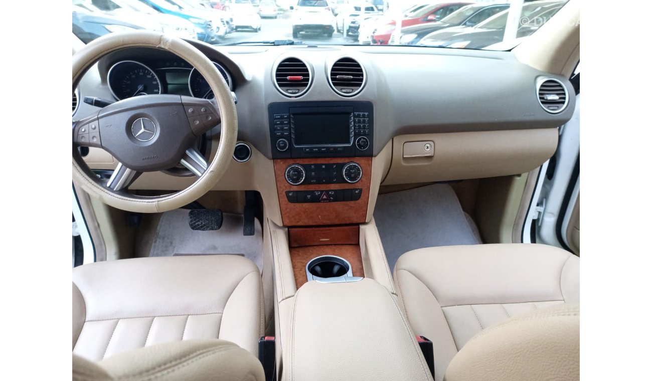 مرسيدس بنز ML 350 موديل 2007 وارد فتحة جلد مثبت سرعة تحكم رنجات حساسات خشب شاشة كاميرا خلفية بحالة ممتازة