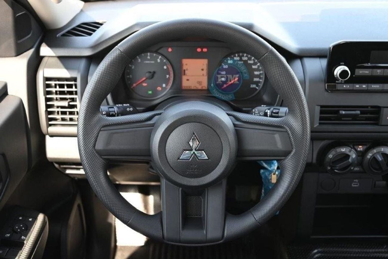 Mitsubishi L200 Double Cab GL 2.4L Petrol 4WD Manual