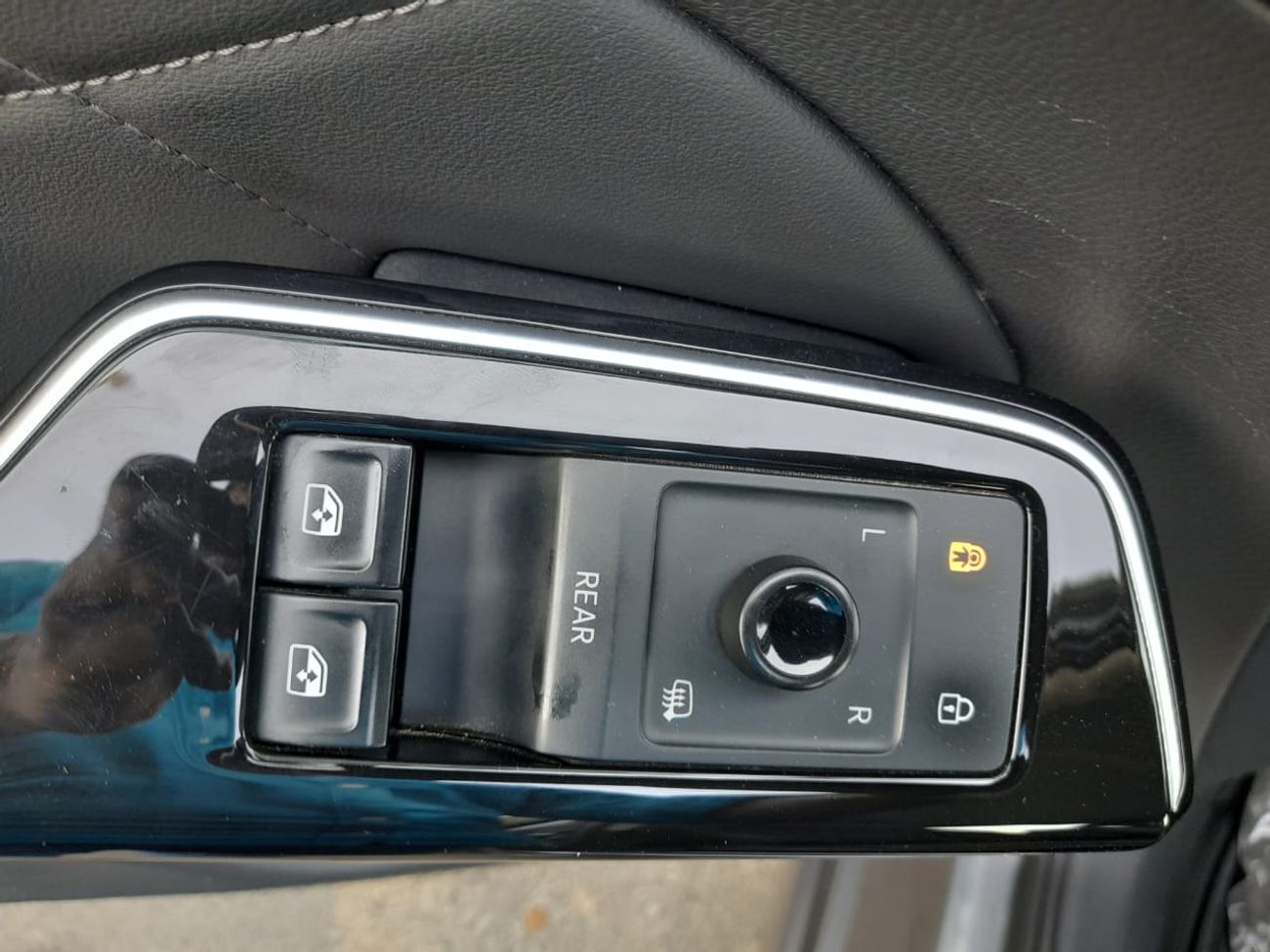 فولكس واجن ID.6 Volkswagen ID6 CROZZ Model Year 2021 Mileage- 133,000 km Well maintained car Already registered in U