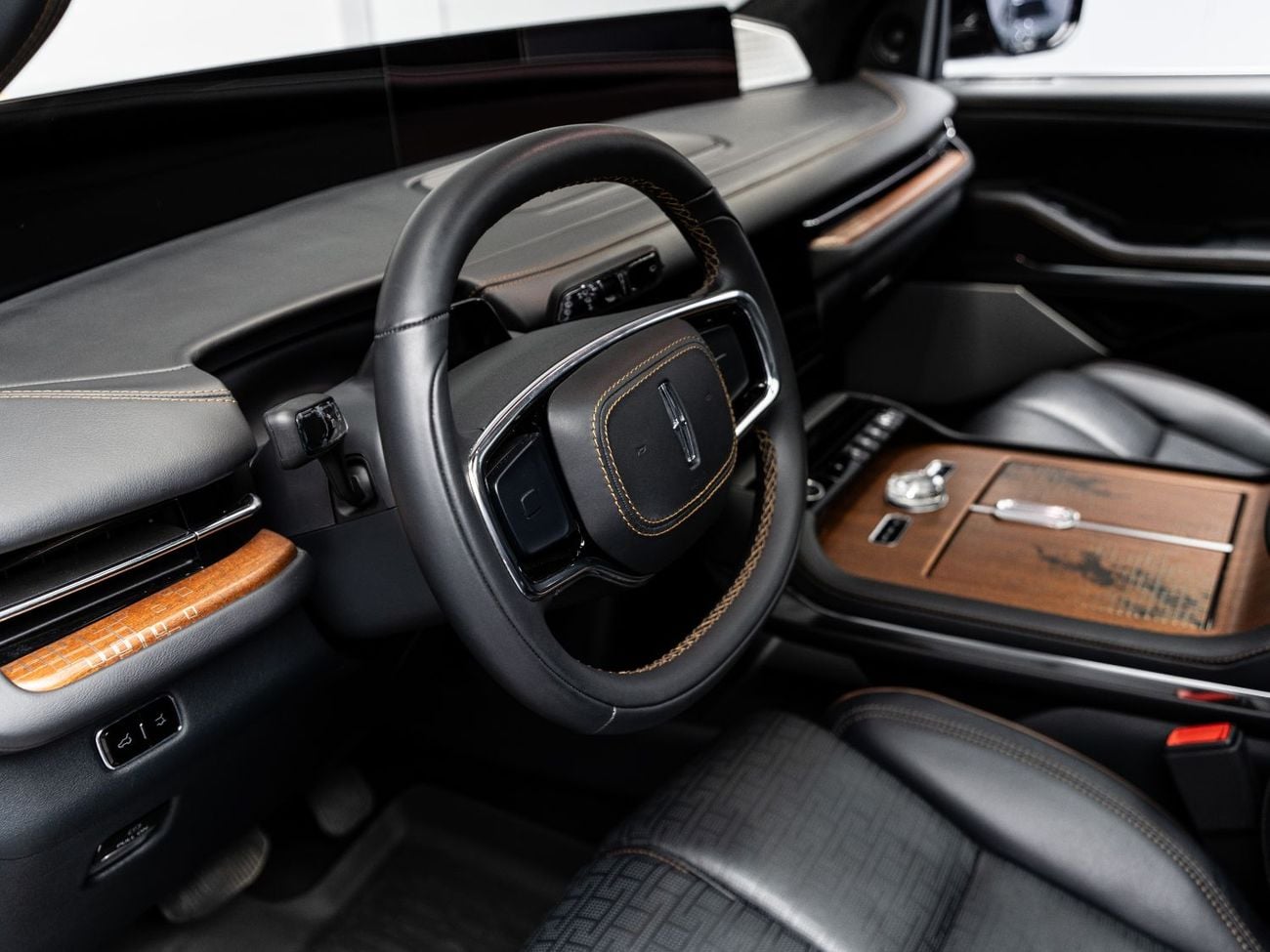 Lincoln Navigator 2025 Lincoln Navigator Presidential, 3.5L V6, AWD, 440bhp, 10 Speed Automatic (Selectshift)