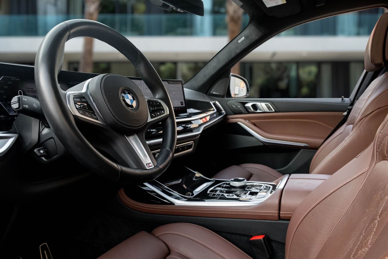 بي أم دبليو X7 xDrive40i M Sport X7 xDrive40i M-Kit | 6,463 P.M | 0% Downpayment | BMW WARRANTY!