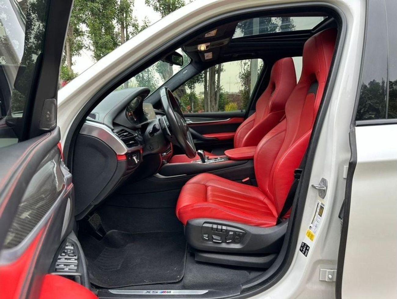 بي أم دبليو X5 M إكسكلوسيف Std 4.4L | V8 Twin-Turbo 567 HP | 2018 | xDrive (AWD) | Low mileage | Perfect Condition