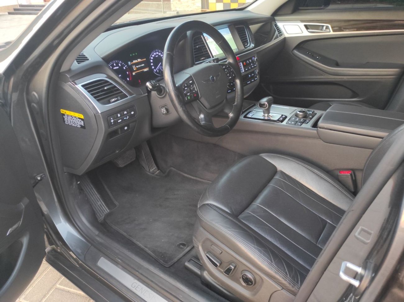 Genesis G80 Sport Royal 3.3L Genesis G80 2017 V6 3.3 full automatic