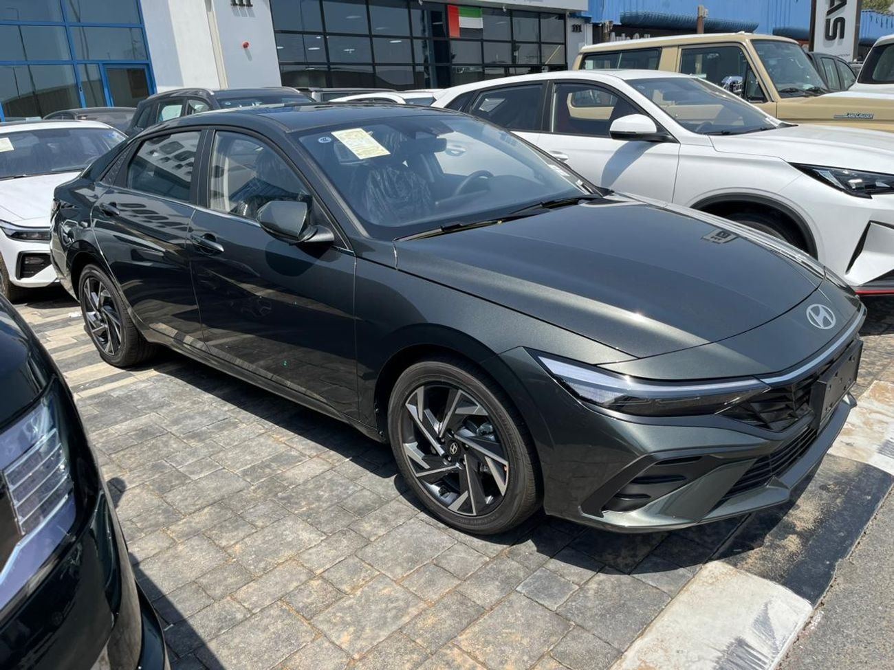 هيونداي إلانترا 1.5L Full Option CVT Grey