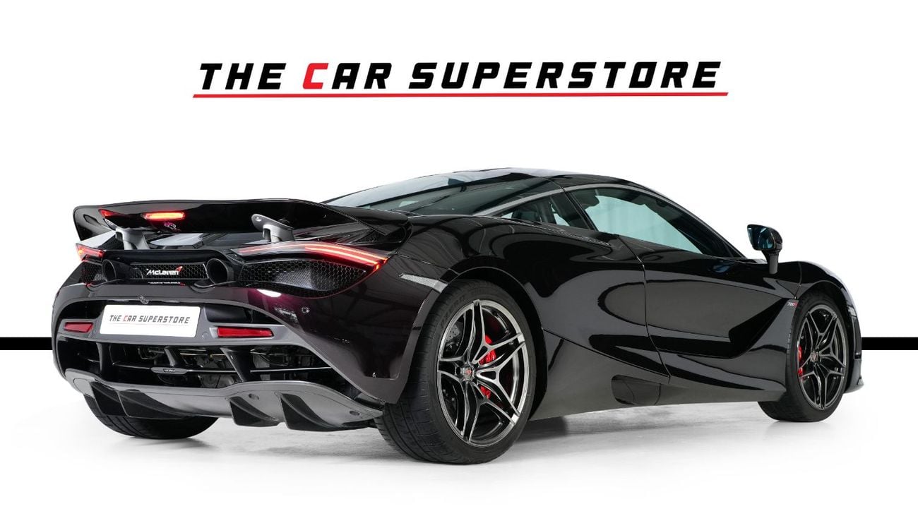 McLaren 720S PERFORMANCE Launch Edition-MSO Premium Color-Full Service History Mclaren Dubai-Bespoke Order