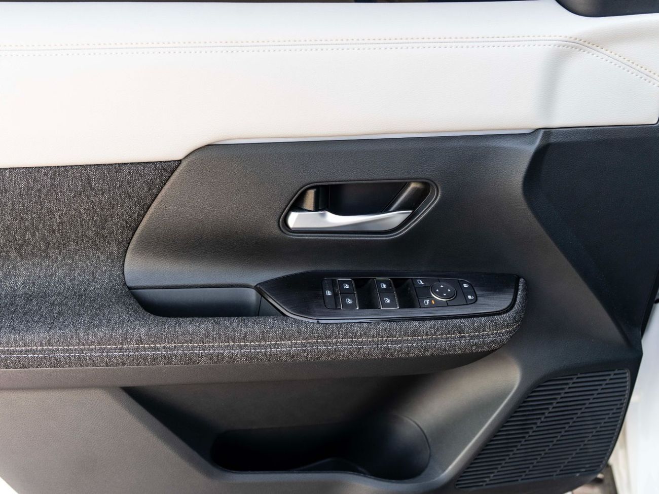 نيسان كيكس SL 1.6L