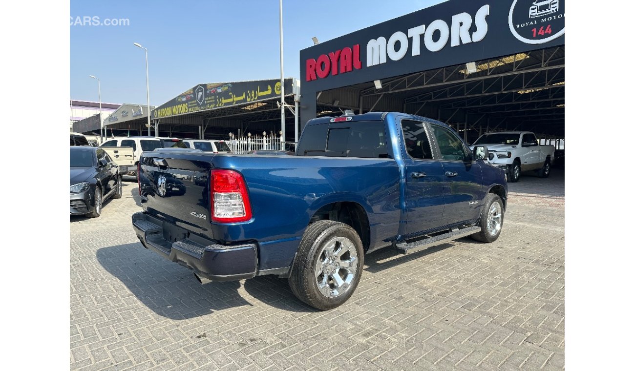 RAM 1500 Dodge Ram V8 source from America four doors 4x4