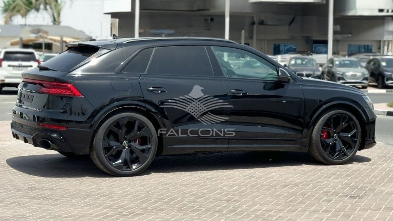 أودي RSQ8 4.0L V8 2024