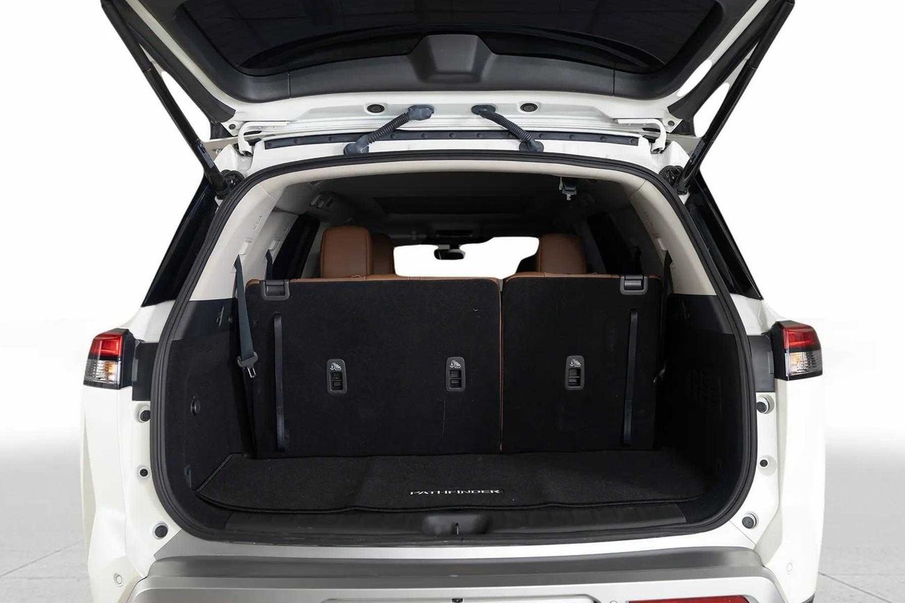 Nissan Pathfinder SL 3.5L (7 Seater) SL 3.5