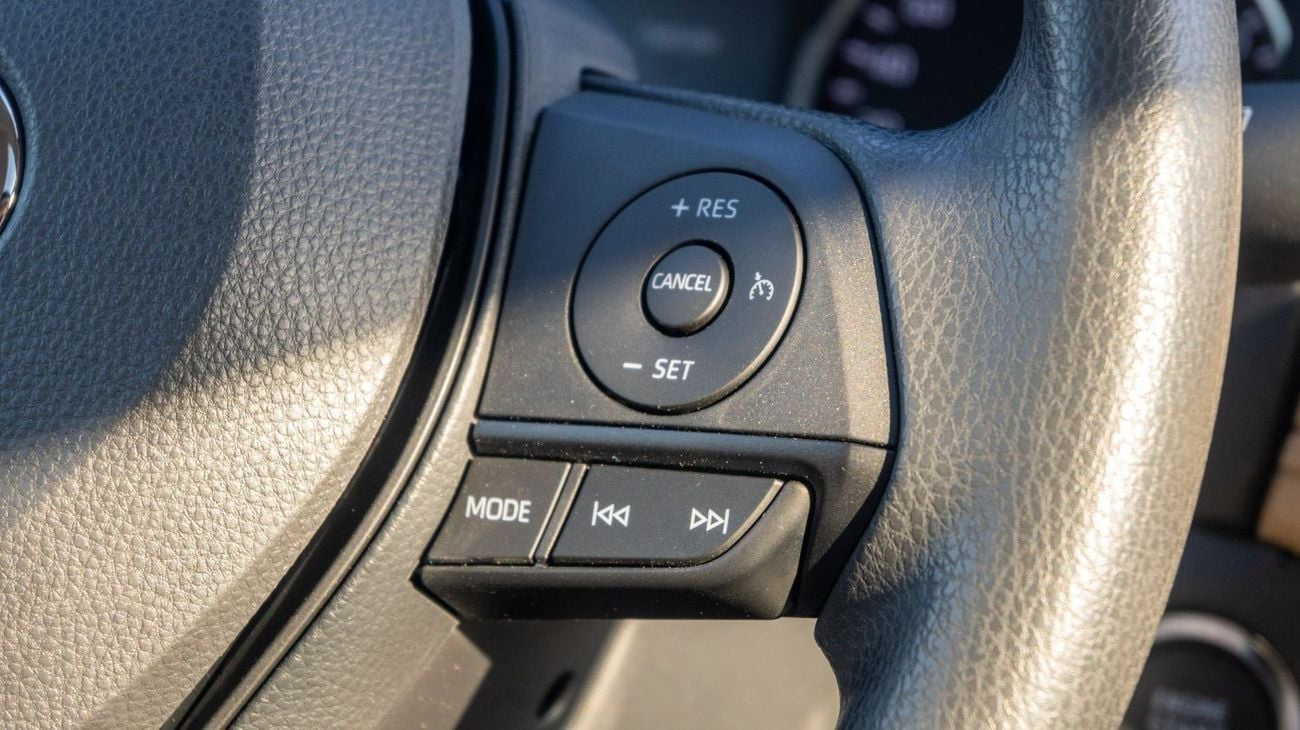 تويوتا راف ٤ 2.5L (2WD) EX