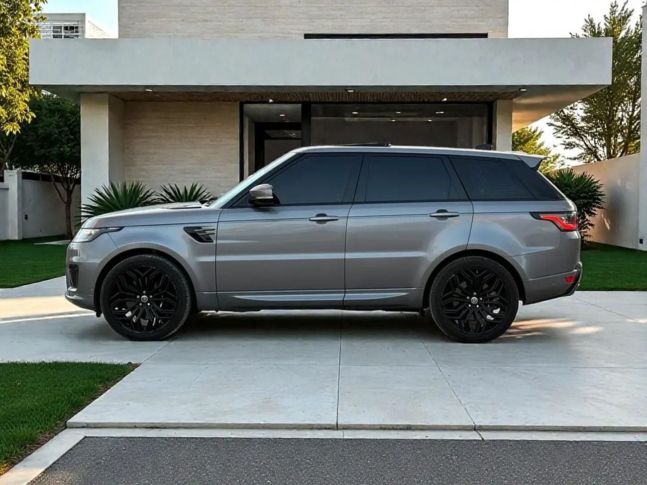 Land Rover Range Rover Sport !! EID SALE !! 1 YEAR FREE WARRANTY !!  AED 2,790 P.M | 0% DOWN PAYMENT | RANGE ROVER SPORT HSE V6 |
