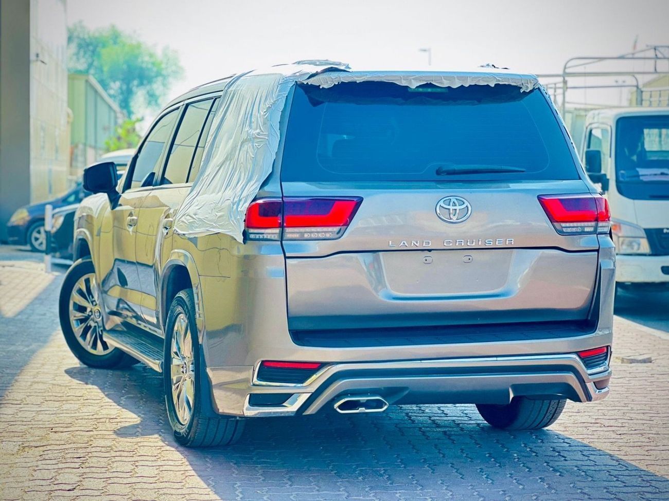 تويوتا لاند كروزر 2016 Model Facelift to Lc300 2025 Shape Exterior and Interior Both Full Complete Upgraded with Dashb