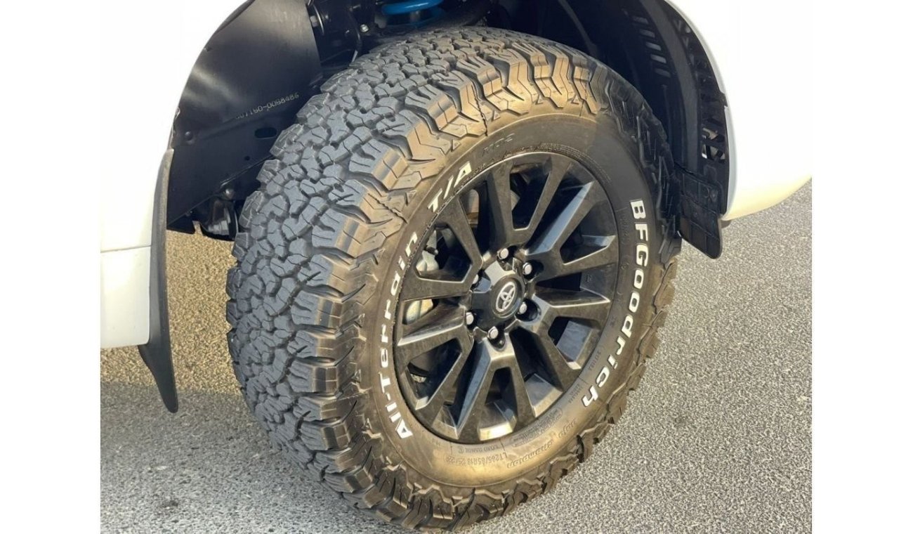تويوتا برادو Black Edition 70th Anniversary 10/2021 Diesel 4WD Sunroof 2.8L BF Rich Tyres [RHD] Premium Condition