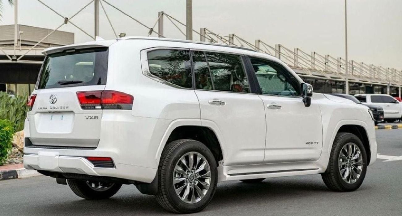 Toyota Land Cruiser Toyota landcruise 2026 VXR3.5L Twin turbo v6 petrol Engine Colour White push start Transmission Auto