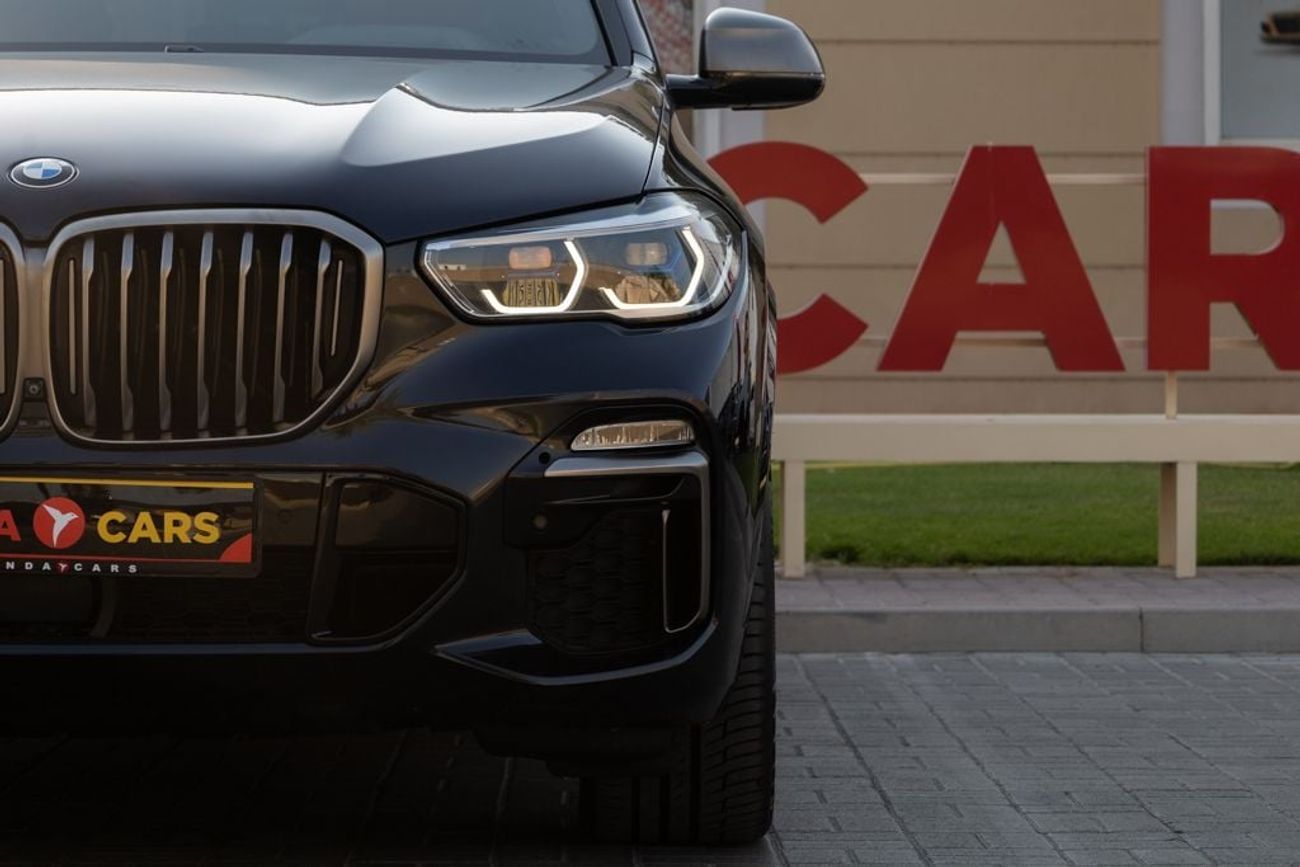 BMW X5 M50i 4.4L BMW X5 M50i M-Sport 2021 GCC under Agency Warranty with Flexible Down-Payment.