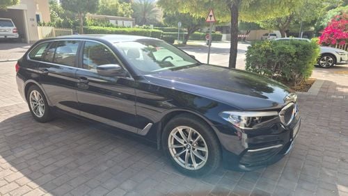 بي أم دبليو 520i TOURING