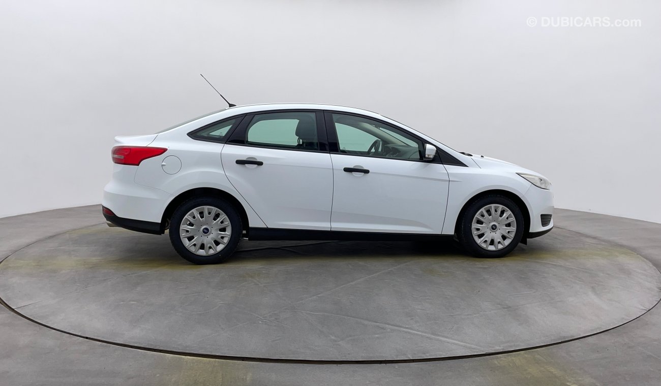 Ford Focus Ambiente 1500